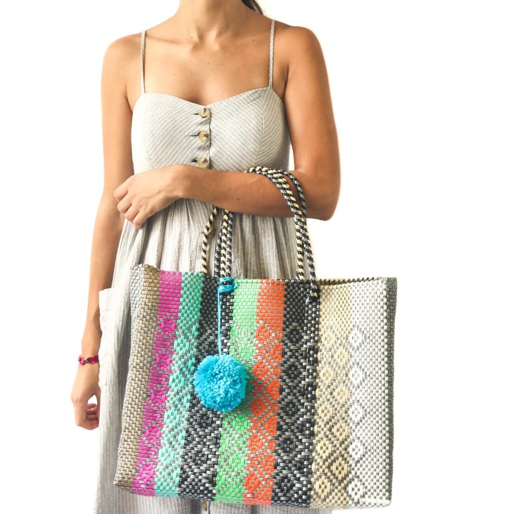 Last 1!  NWT Maya Woven  Waterproof Super Tote Beach Bag